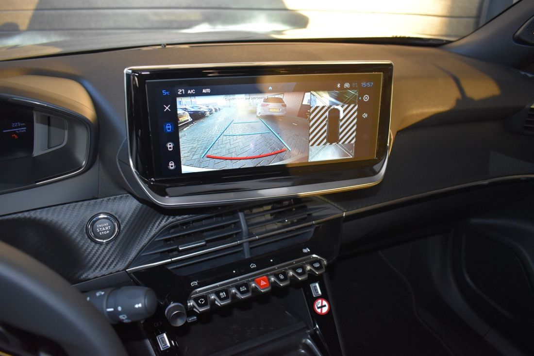 peugeot-e-2008-allure-avantage-zilver-shortlease-activlease