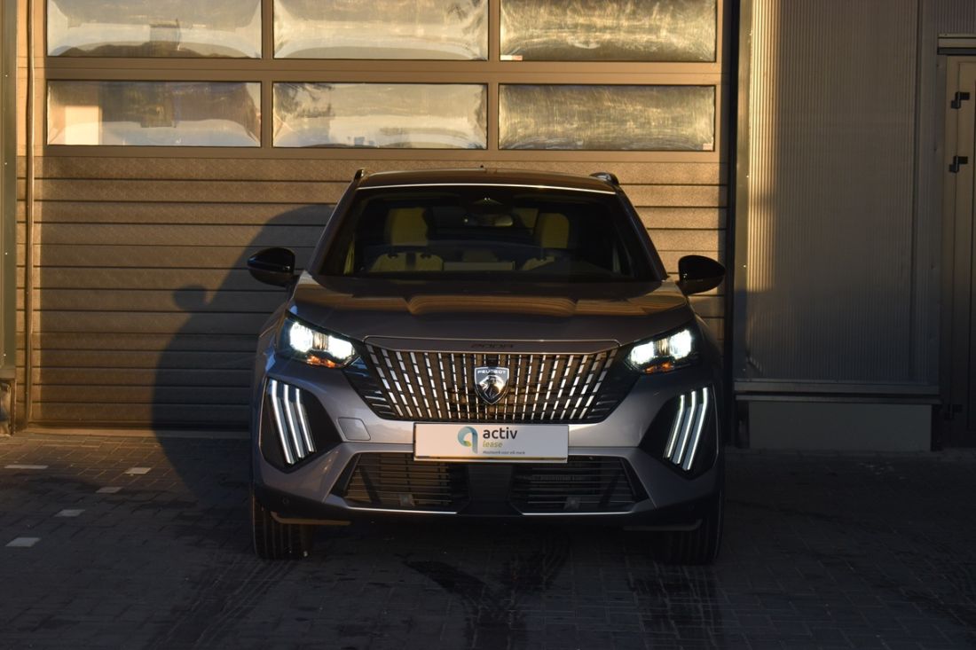 peugeot-e-2008-allure-avantage-zilver-shortlease-activlease