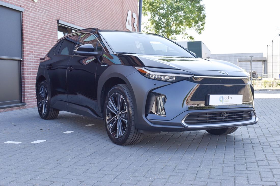 toyota-bz4x-premium-shortlease-zwart-activlease toyota-bz4x-premium-shortlease-zwart-activlease