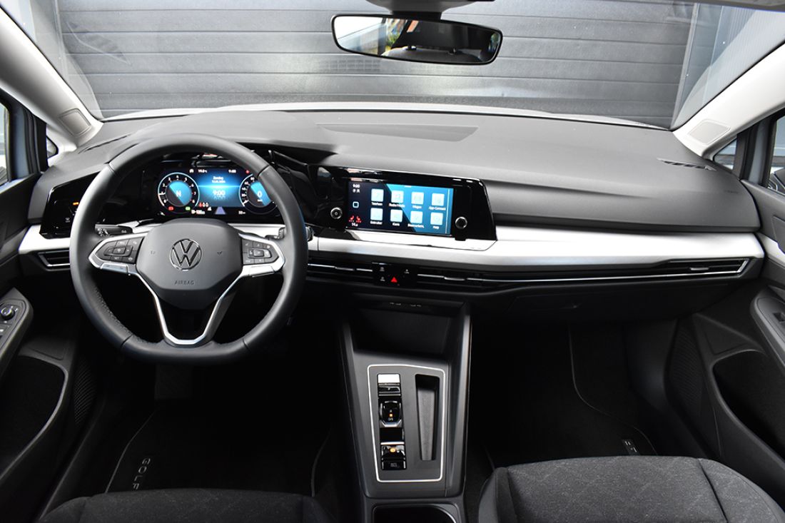 Volkswagen Golf 1.0 eTSI 110pk Life DSG-7