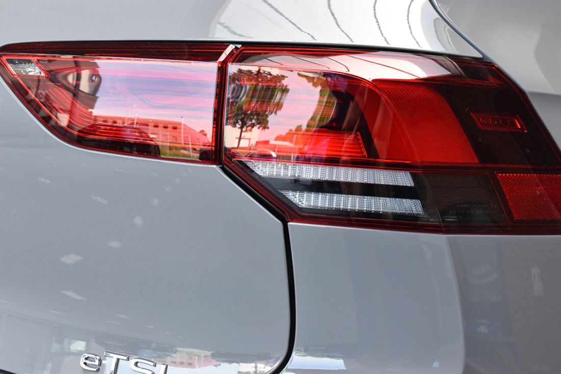 volkswagen-golf-10-etsi-110pk-life-grey volkswagen-golf-10-etsi-110pk-life-grey