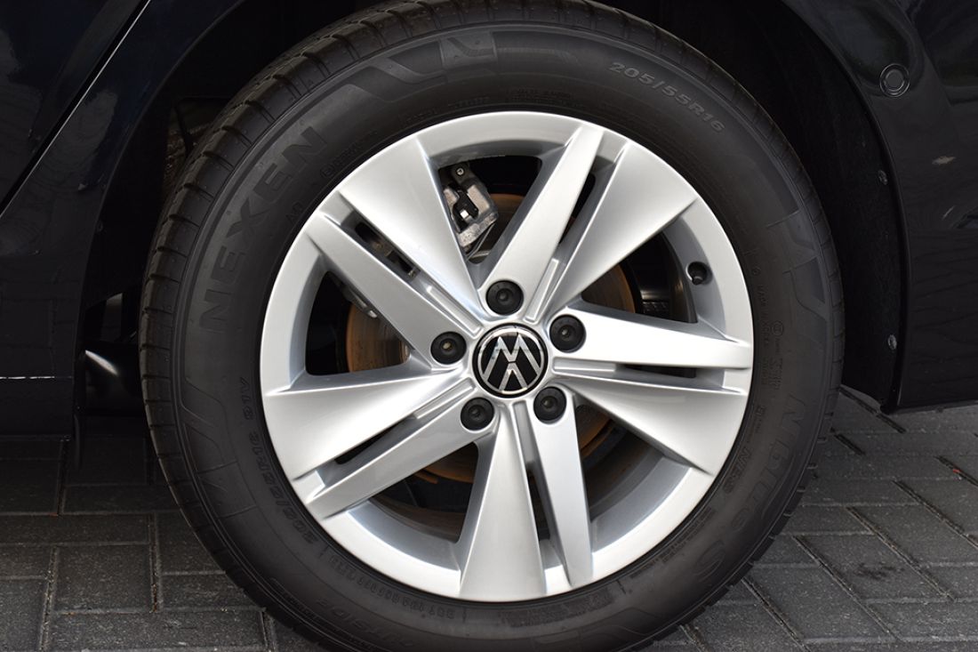 volkswagen-golf-variant-shortlease-trekhaak-activlease