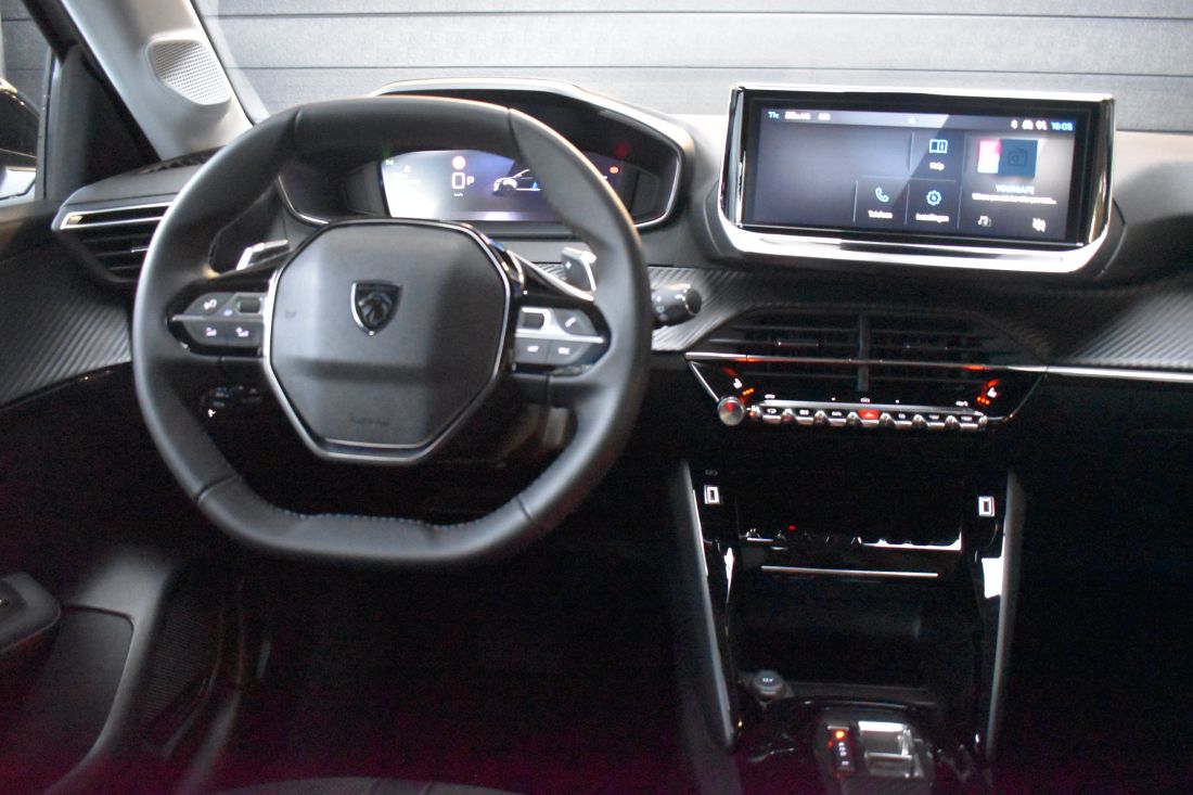 peugeot-208-allure-hybrid-gris-artense-shortlease-activlease peugeot-208-allure-hybrid-gris-artense-shortlease-activlease