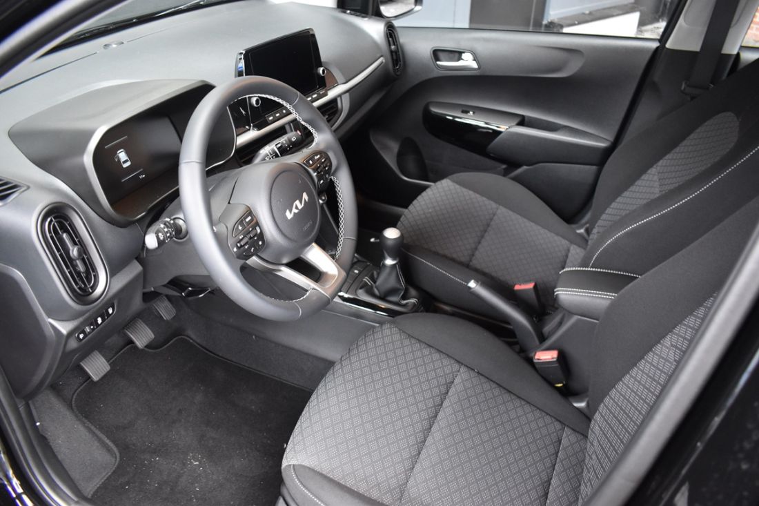 kia-picanto-shortlease-zwart-activlease