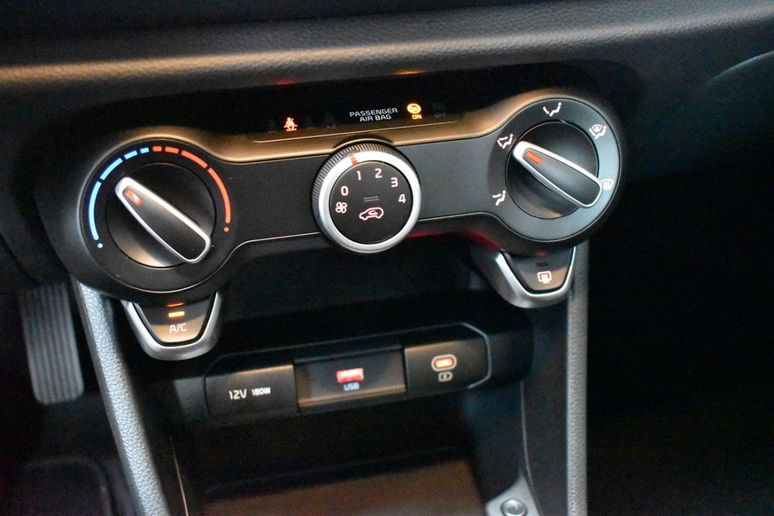 kia-picanto-shortlease-zwart-activlease
