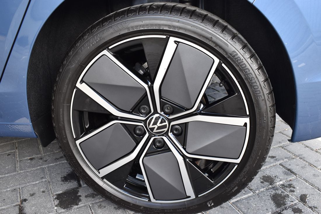 vw-golf-life-edition-shortlease-activlease vw-golf-life-edition-shortlease-activlease