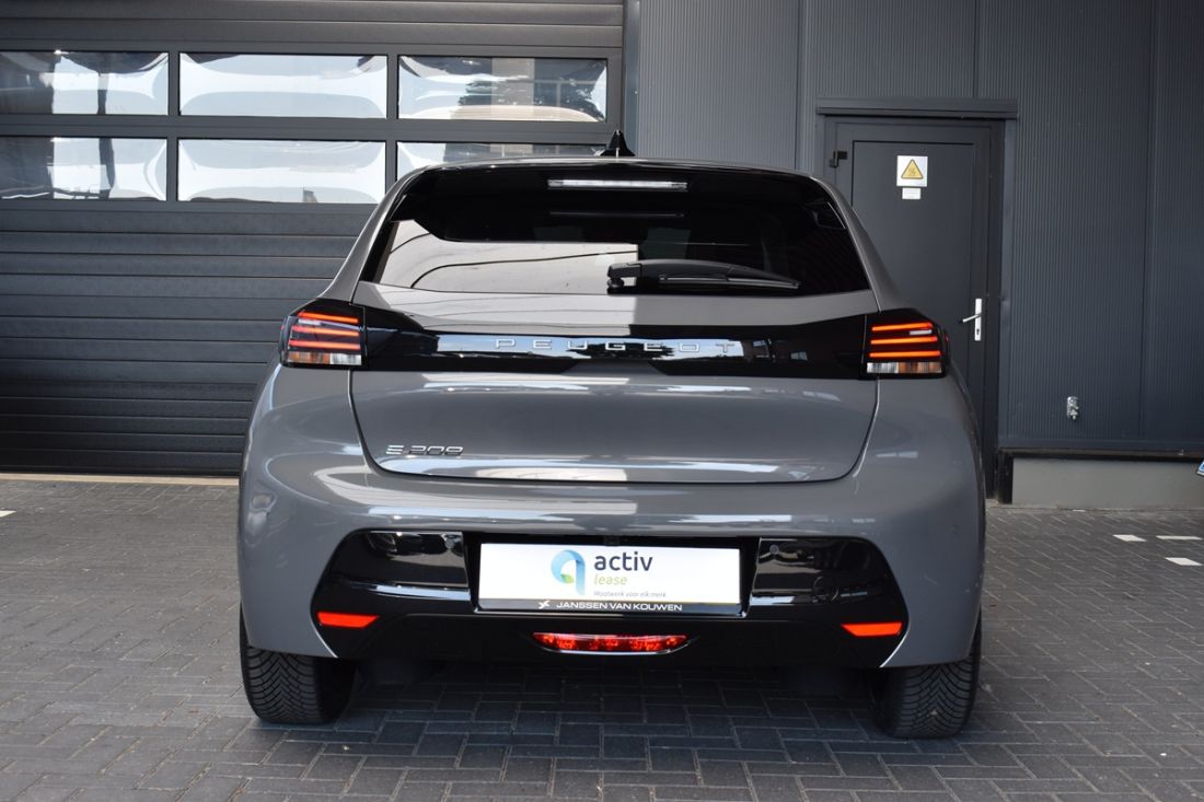 peugeot-e208-51kwh-allure-shortlease peugeot-e208-51kwh-allure-shortlease