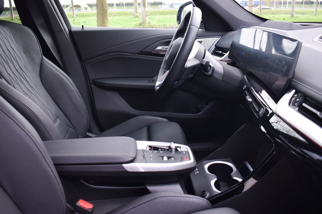 bmw-ix1-msport-shortlease-activlease