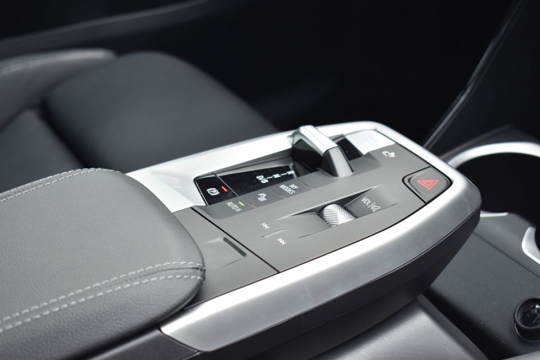 bmw-ix1-msport-shortlease-activlease