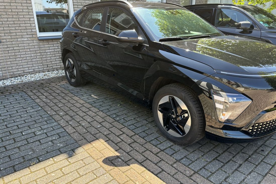 hyundai-kona-electric-comfort-limited-voorraad-activlease