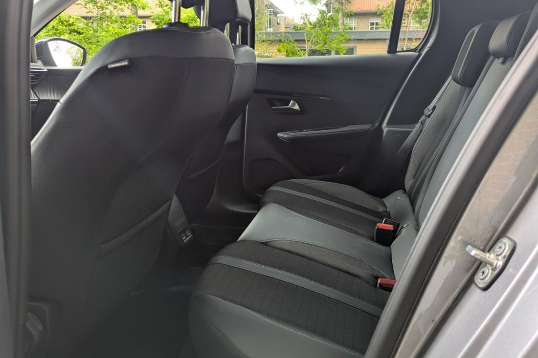 peugeot-e-208-allure-pack-voorraad-activlease
