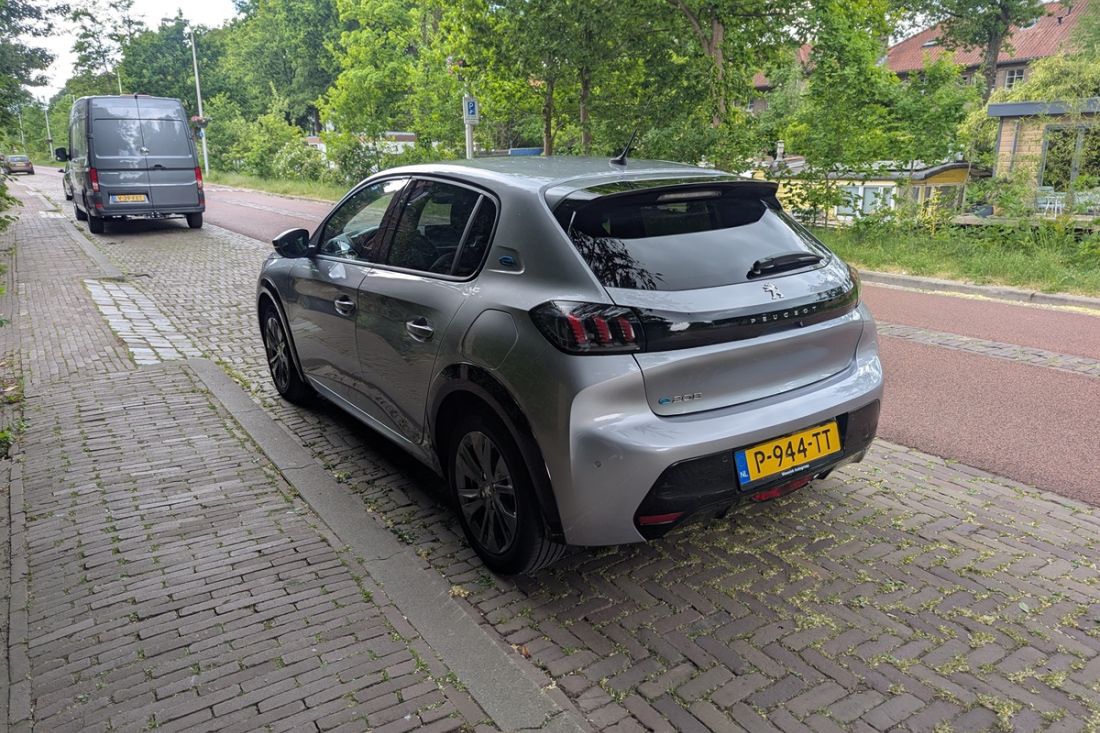 peugeot-e-208-allure-pack-voorraad-activlease peugeot-e-208-allure-pack-voorraad-activlease