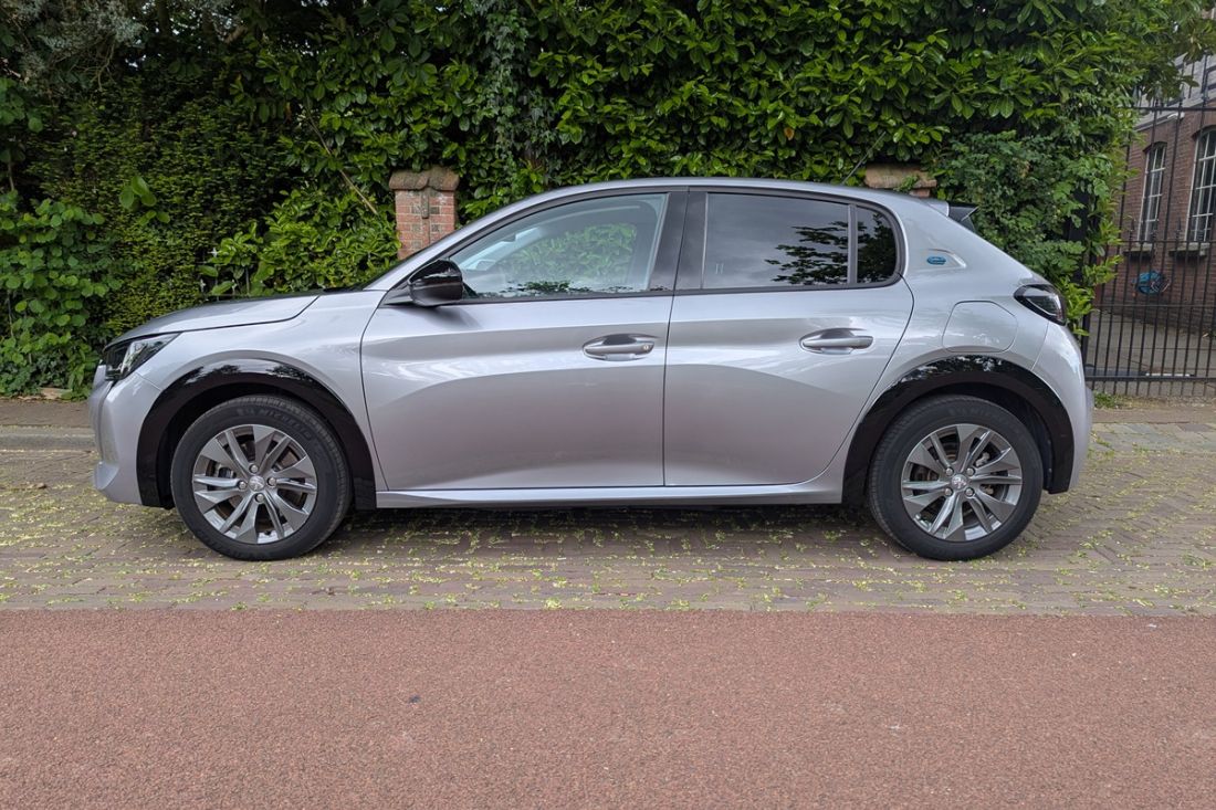 peugeot-e-208-allure-pack-voorraad-activlease