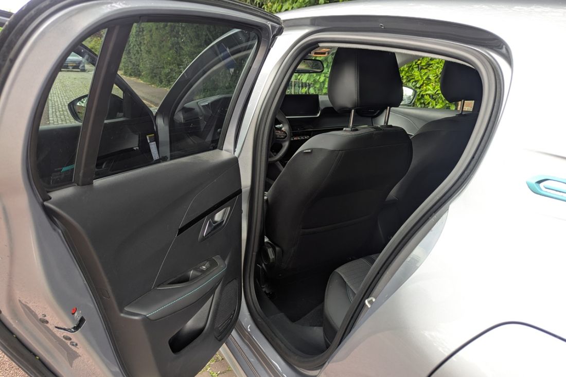 peugeot-e-208-allure-pack-voorraad-activlease