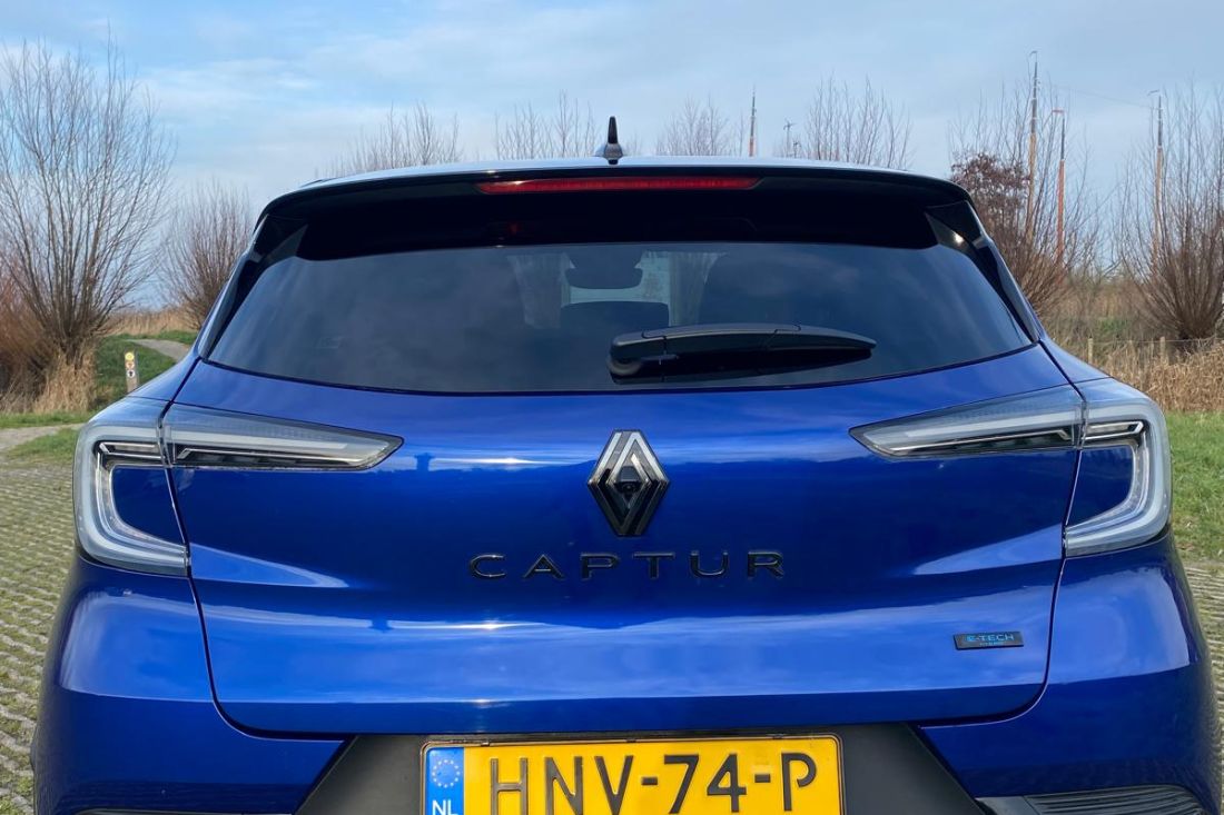 renault-captur-hybrid-esprit-alpine-activlease renault-captur-hybrid-esprit-alpine-activlease