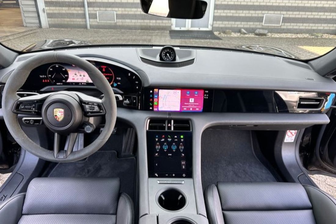 porsche-taycan-diepzwart-voorraad-activlease porsche-taycan-diepzwart-voorraad-activlease