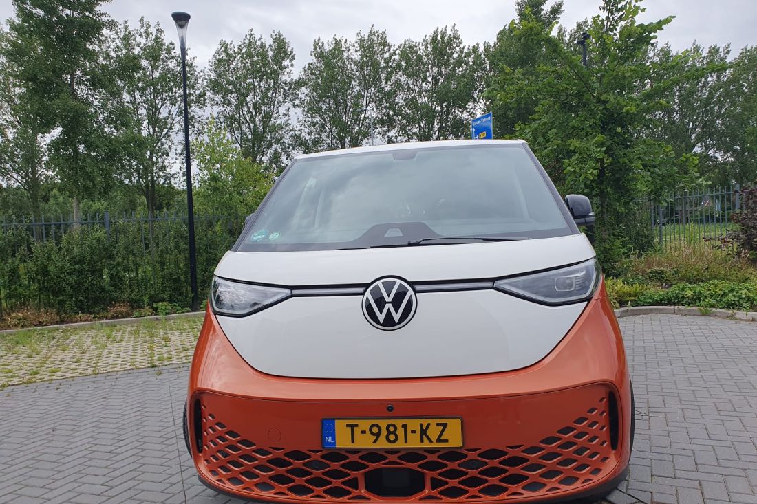 volkswagen-id-buzz-1st-max-activlease