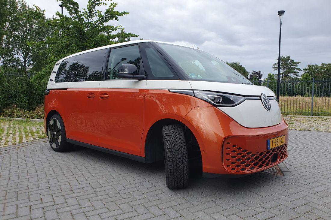 volkswagen-id-buzz-1st-max-activlease