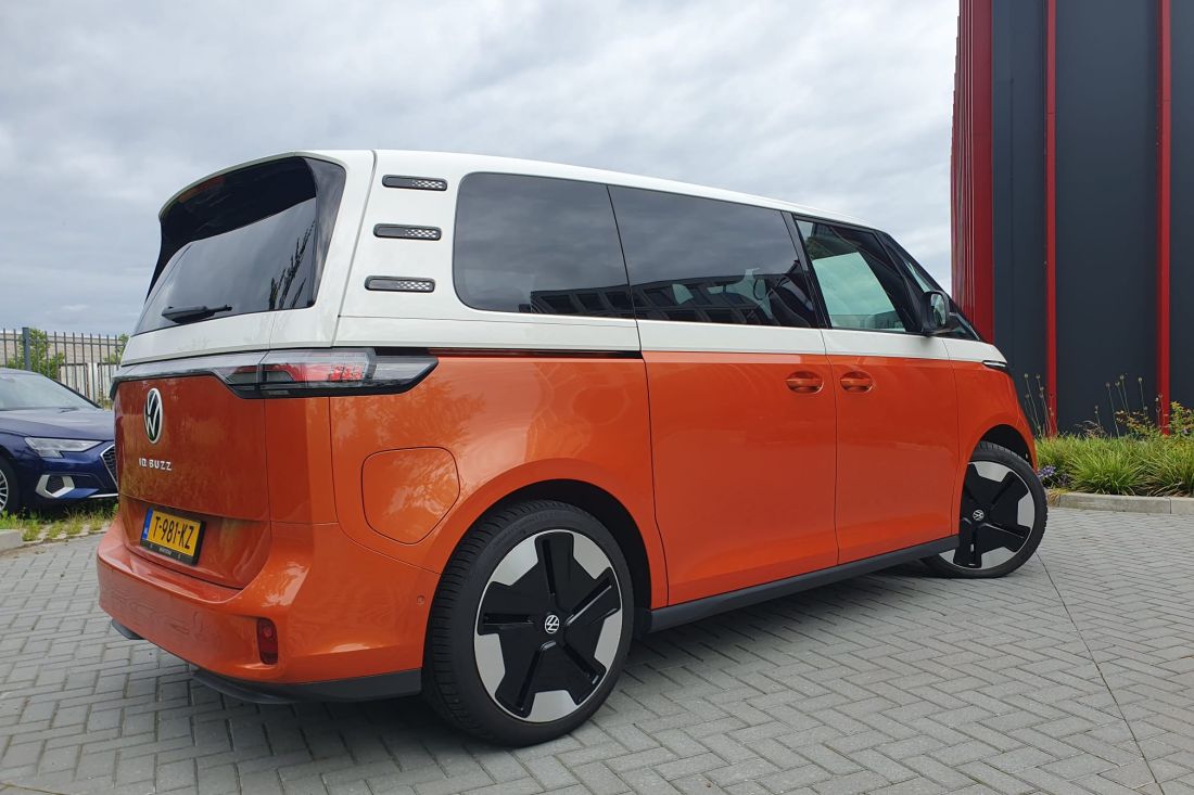 volkswagen-id-buzz-1st-max-activlease