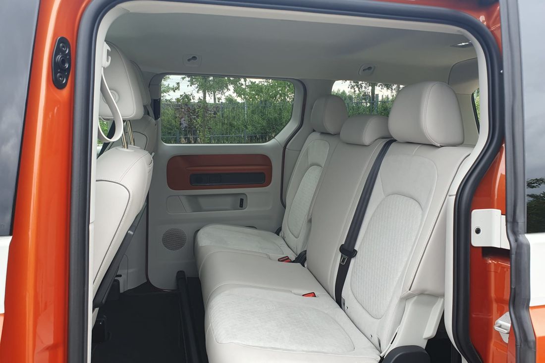 volkswagen-id-buzz-1st-max-activlease