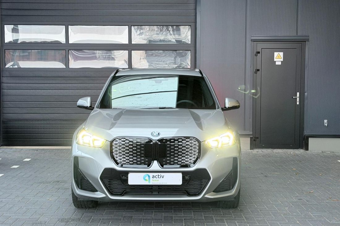 bmw-ix1-msport-spacesilber-shortlease-activlease