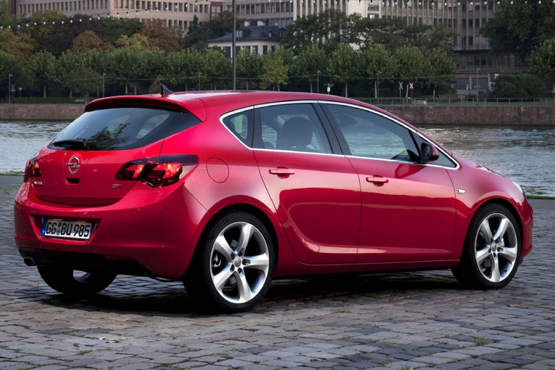 activlease-opel-astra-shortlease-02 activlease-opel-astra-shortlease-02