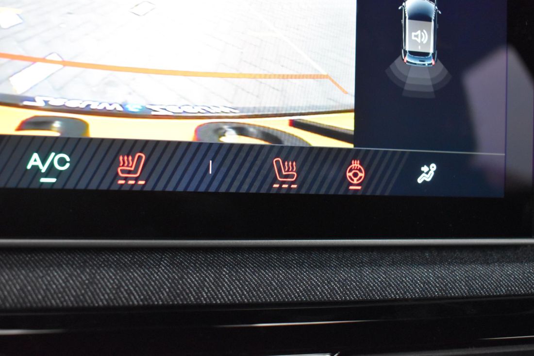 renault-5-comfort-range-techno-wit-shortlease-activlease renault-5-comfort-range-techno-wit-shortlease-activlease