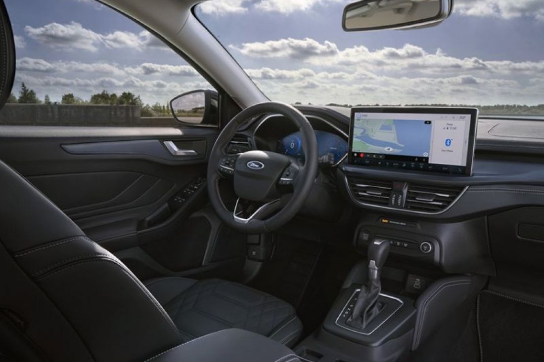 ford-focus-wagon-hybrid-shortlease-activlease3
