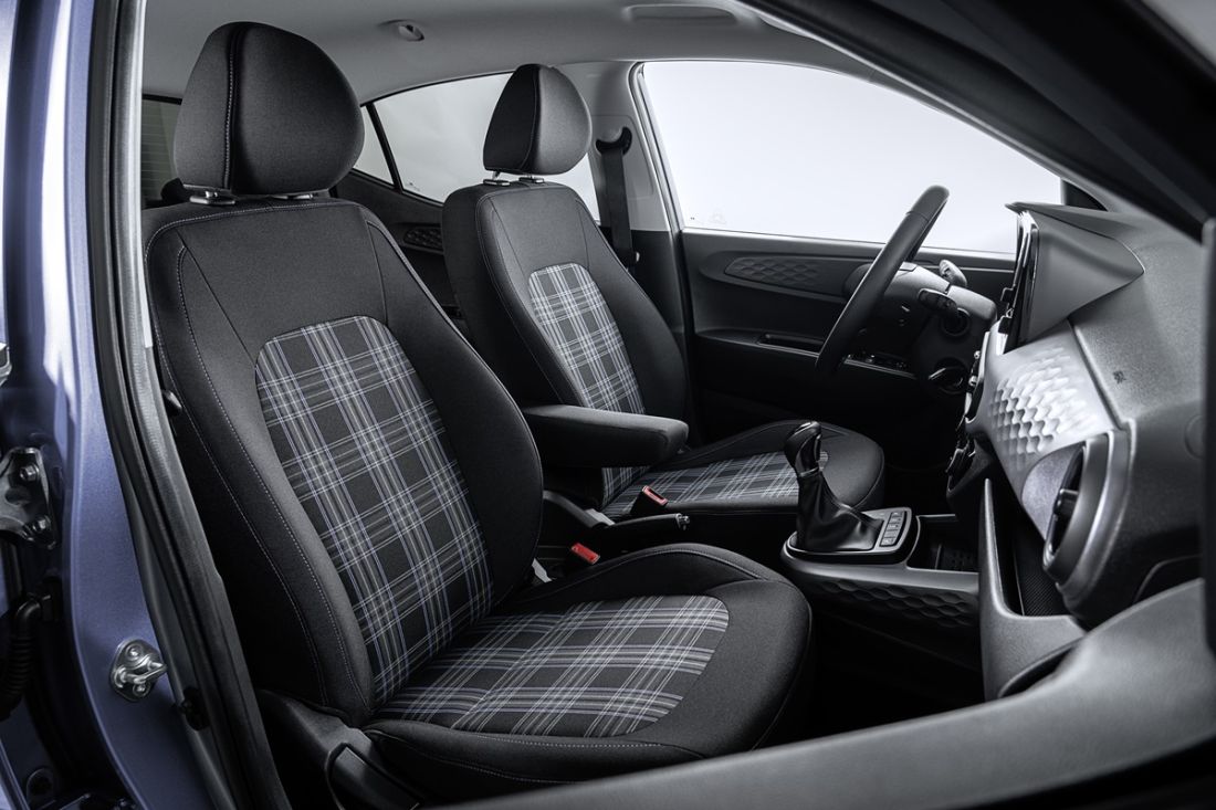 hyundai-i10-shortlease-activlease4