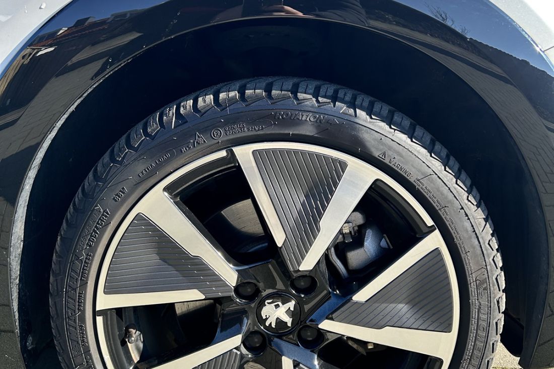 peugeot-208-ev-gt-pack-activlease