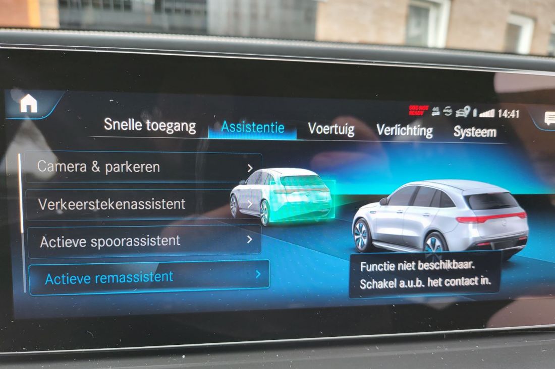 mercedes-benz-eqe-luxury-line-activlease12