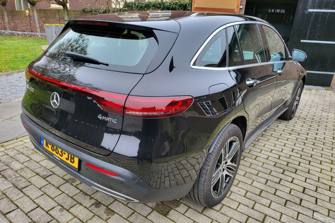 mercedes-benz-eqe-luxury-line-activlease4