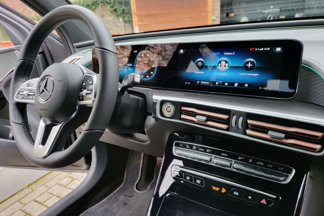 mercedes-benz-eqe-luxury-line-activlease8