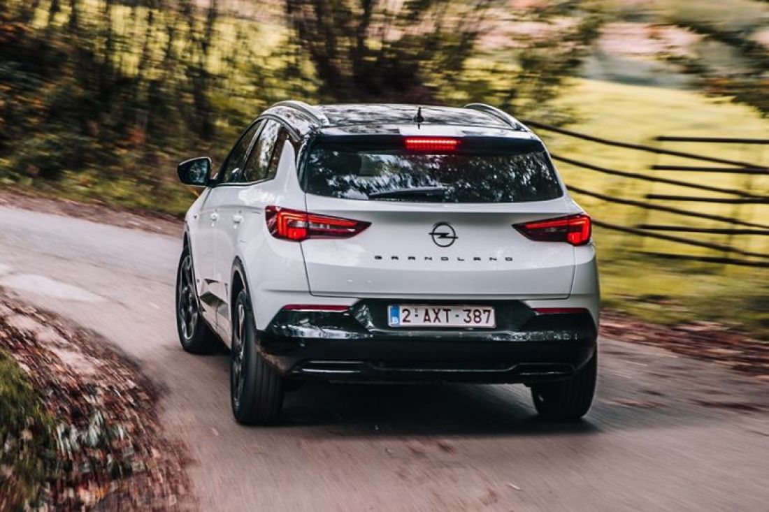 opel-grandland-5-deurs-activlease-shortlease-2 opel-grandland-5-deurs-activlease-shortlease-2