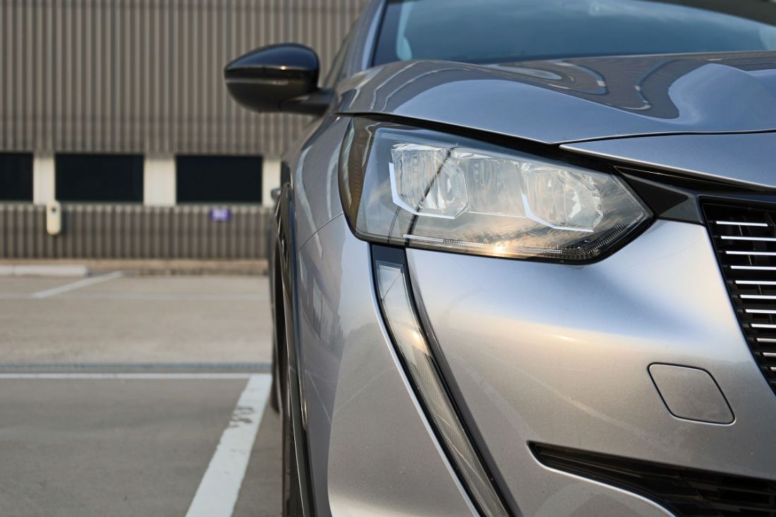 peugeot-e208-allure-pack-activlease8 peugeot-e208-allure-pack-activlease8