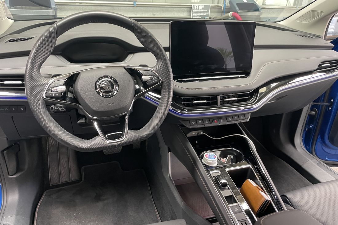 skoda-enyaq-80-race-blue-activlease1