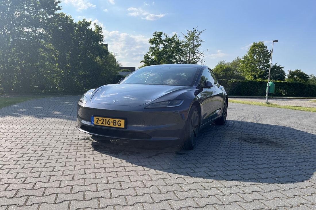 tesla-model-3-rwd-stealth-grey-activlease1