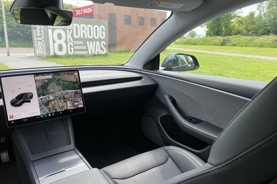 tesla-model-3-rwd-stealth-grey-activlease13