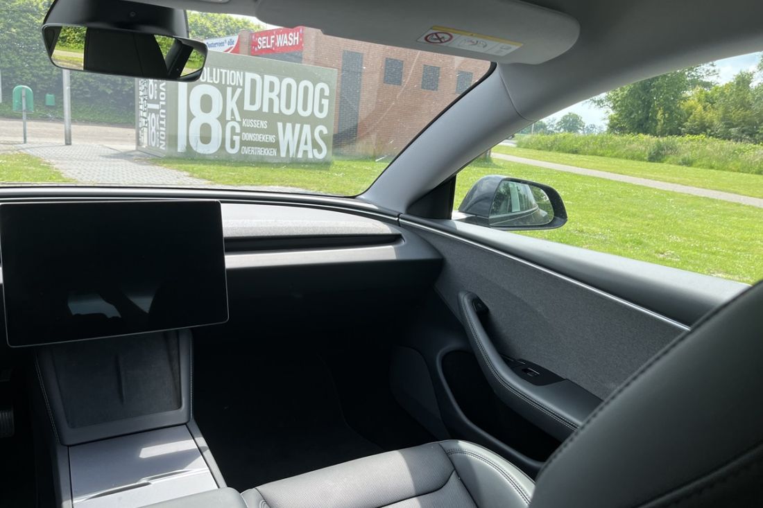 tesla-model-3-rwd-stealth-grey-activlease14 tesla-model-3-rwd-stealth-grey-activlease14