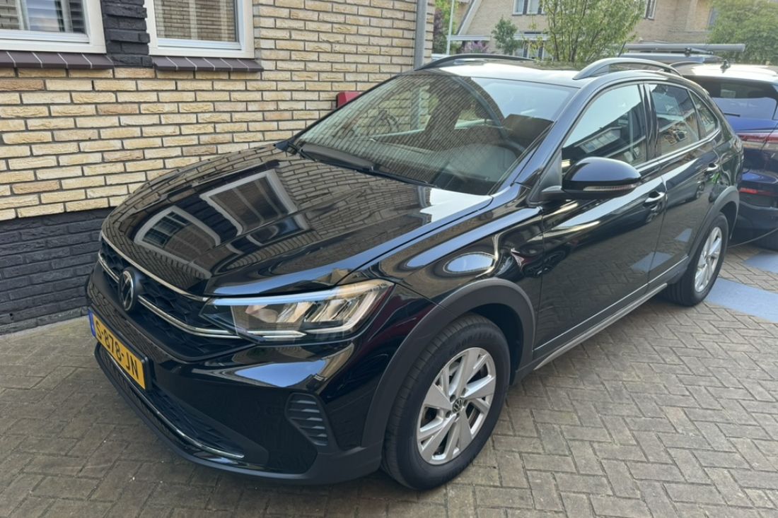 volkswagen-taigo-life-deep-black-activlease
