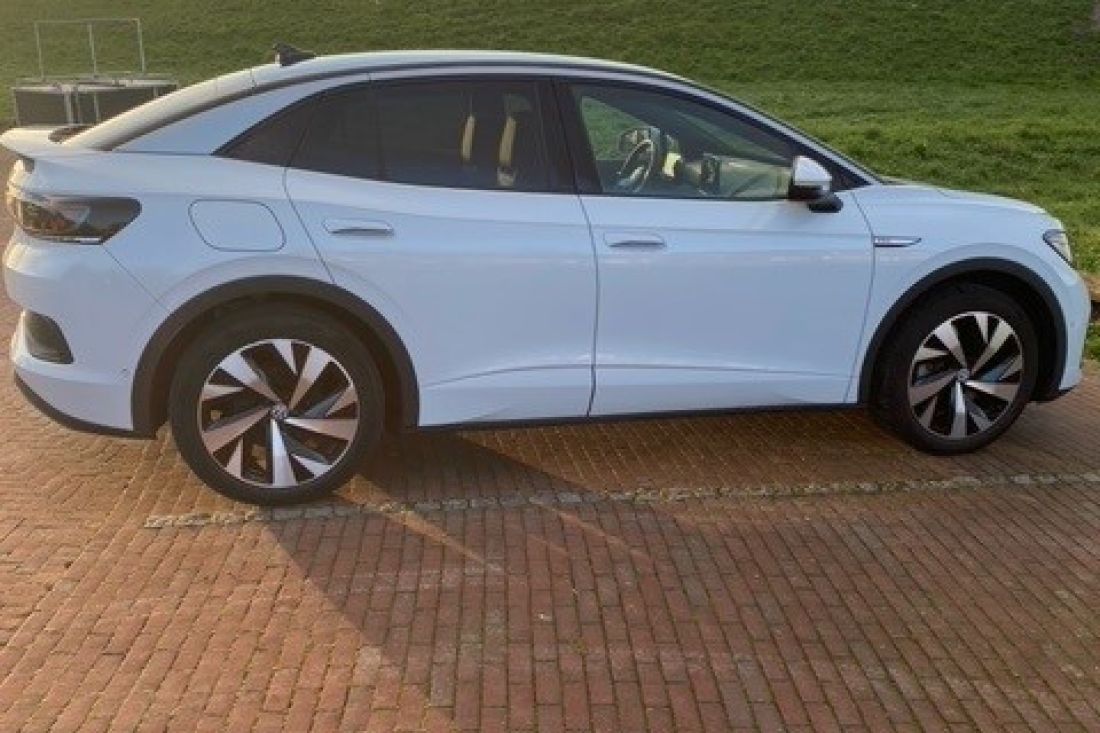 vw-id5-pro-gletscher-white-activlease8