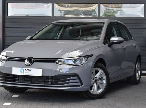 Volkswagen Golf 1.0 eTSI 110pk Life DSG-7 Volkswagen Golf 1.0 eTSI 110pk Life DSG-7