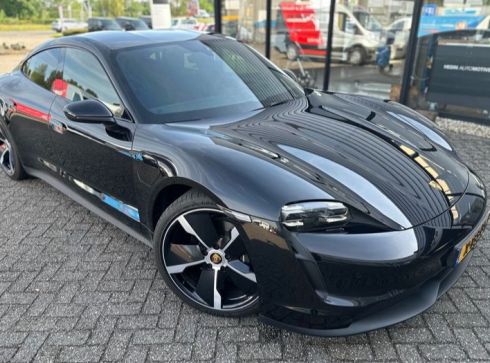 Porsche Taycan