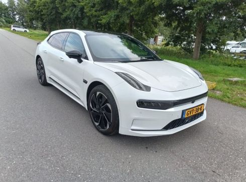 Zeekr 001 Long Range RWD Zeekr 001 Long Range RWD