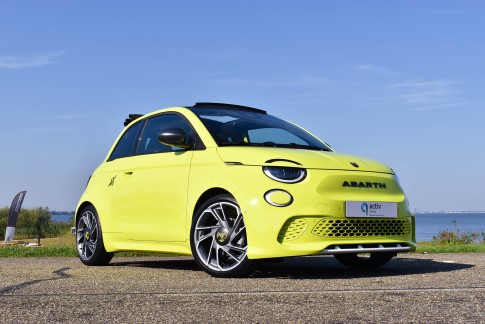 Laat de zomer maar komen! Abarth 500e cabrio 3.000 euro goedkoper Laat de zomer maar komen! Abarth 500e cabrio 3.000 euro goedkoper