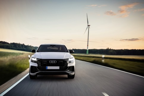 Audi gaat ook SUV topmodel Q8 als plug-in hybride leveren Audi gaat ook SUV topmodel Q8 als plug-in hybride leveren