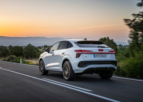 Dit is de nieuwe Audi Q3 Sportback: Komt alleen als PHEV met 118 km actieradius Dit is de nieuwe Audi Q3 Sportback: Komt alleen als PHEV met 118 km actieradius