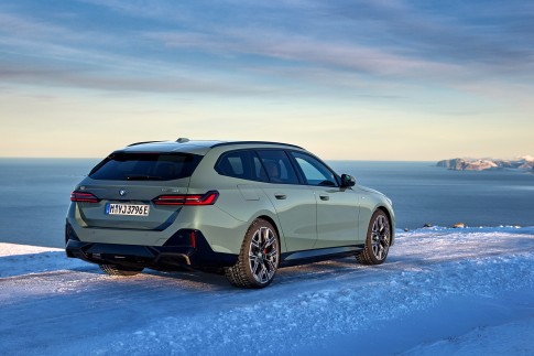 BMW i5 Touring - de luxe elektrische stationwagen is er vanaf 79.622 euro