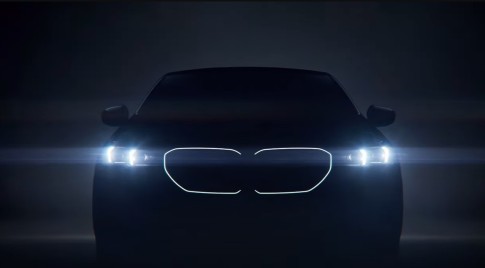 De BMW i5 is voor het eerst te zien in korte teaser
