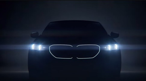 De BMW i5 is voor het eerst te zien in korte teaser De BMW i5 is voor het eerst te zien in korte teaser